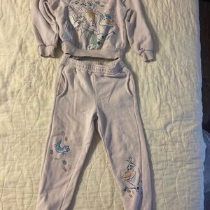 Christmas sale! Girls Purple Disney Frozen Sweat Suit Set